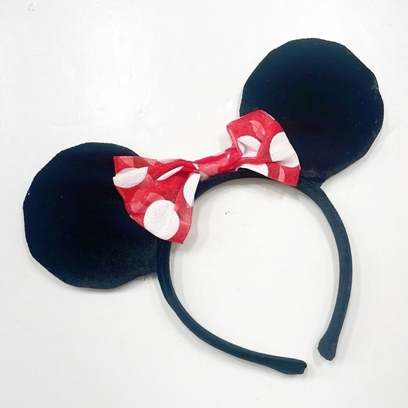 Minnie Mouse character ears - Picture 1 of 2